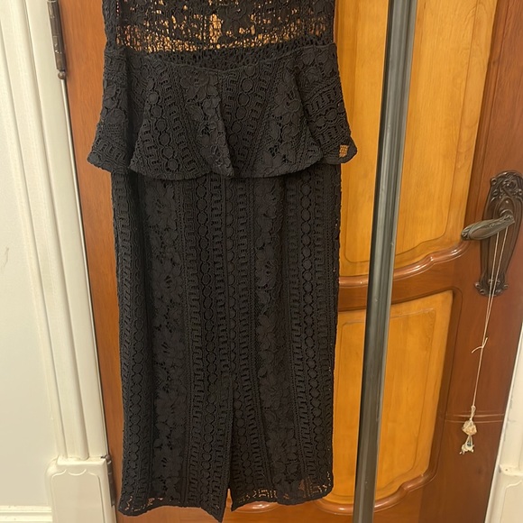 MARCIANO BLACK LACE MIDI DRESS - Picture 7 of 7